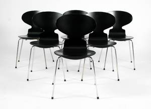 Arne Jacobsen 1914-2007 Sæt på seks stole, model 3100 Myren, sortlakerede 6