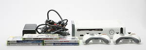 SPELKONSOL, Xbox 360, 5 spel, 2 handkontroll.