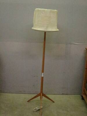 Golvlampa
