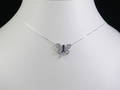 Figürlicher Anhänger mit Diamanten an Kette