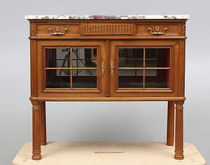 VITRINSKÅP, 1900-tal..