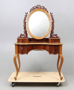 TOALETTBORD, Oskarianskt, Göteborg, 1800 tal.