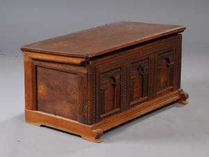 Barok kiste af egetræ