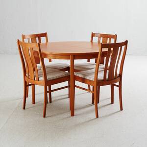 Matgrupp i teak 1960-tal