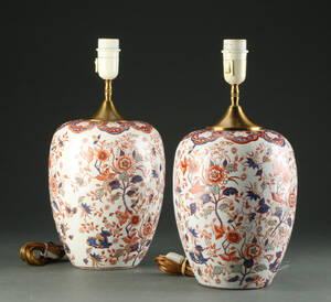 Par kinesiske bojanlamper.1900-tallet. 2
