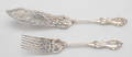 FISKBESTICK, 2 delar, nysilver, England, 1800-tal.