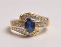 En safir og brillantring