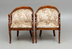 BAJLFÅTÖLJER, 1 par, 1900-talets andra hälft.