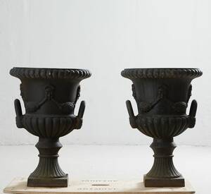 Trädgårdsurnor gjutjärn