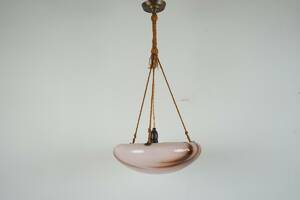 Taklampa, glas, 1900-talets första hälft