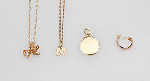 GULDMYCKEN, 18k guld, vikt ca 5 gr.