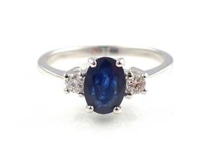 Safir- och diamantring