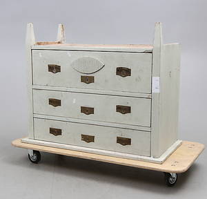 BYRÅ, 3 lådor, 1900 talets början.