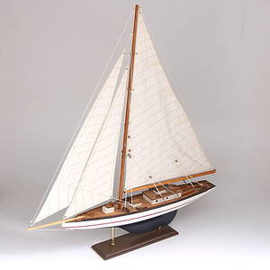 MODELLBÅT, Segelbåt, trä, 1900-tal.