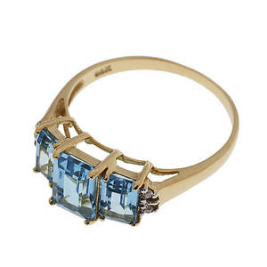 RING, 14k guld med topaser och små diamanter.