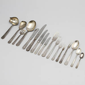 BESTICKUPPSÄTTNING, 133 delar, nysilver.