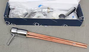 KÖKSBLANDARE, med handdusch. Ny.