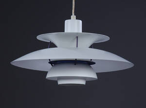 Poul Henningsen. PH5 pendel, hvid