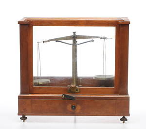 APOTEKSVÅG, 1900-tal.