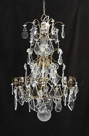 LJUSKRONA med prismor, barockstil, sentida.