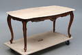 SOFFBORD, med stenskiva, rokokostil, 1900-talets andra hälft.