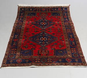 MATTA, orientalisk, 149.5 x 223.5 cm.