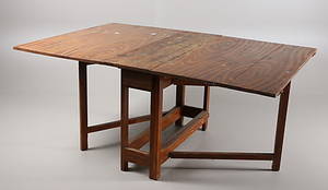 SLAGBORD i polerad furu, 1800-talets slut.