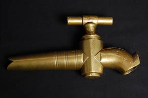 KRAN, stor,  för vinfat, 18-1900-tal.