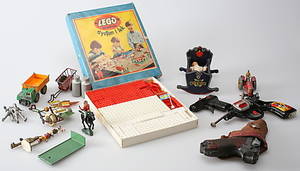 PARTI LEKSAKER 19. Bl a Dinky Toys.