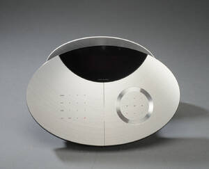 Bang  Olufsen. BeoCenter 2 Denne vare er sat til omsalg under nyt varenummer 4163364
