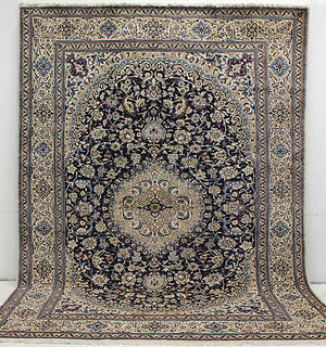 MATTA, Orientalisk, Nain med silkesinslag, 400 x 290 cm.