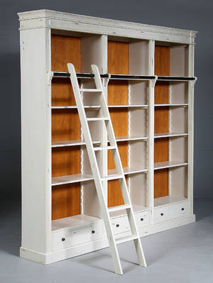 Stort bogskab, Fransk landstil, hvidmalet