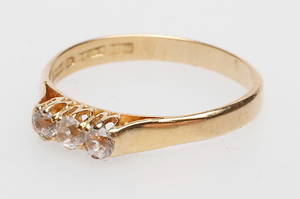 RING, 18k guld, vikt ca 2,2 gr.