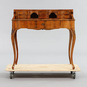 DAMSKRIVBORD, rokokostil, 1900-tal.