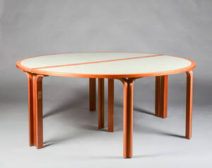 Rud Thygesen  Johnny Sørensen. Rundt konferencebord, mahogni 3 Denne vare er sat til omsalg under nyt varenummer 4218945