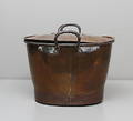 KOPPARGRYTA, oval med lock.