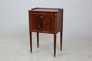 BESTICKSCHATULL, sengustaviansk stil, 1900-tal