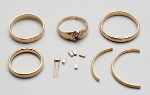 SKROTGULD, 18 karat, 16 gram.