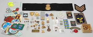 PARTI MILITARIA. Bl a polisarmbindel från flottan etc.