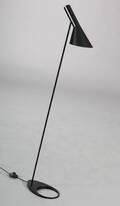 Arne Jacobsen. Standerlampe, model AJ gulv 