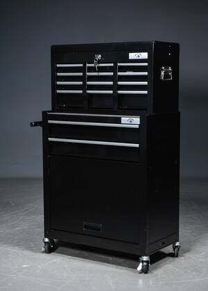 BearSafe. Værktøjsvogn af sortlakeret metal på hjul incl. værktøj   Denne vare er sat til omsalg under nyt varenummer 4635560