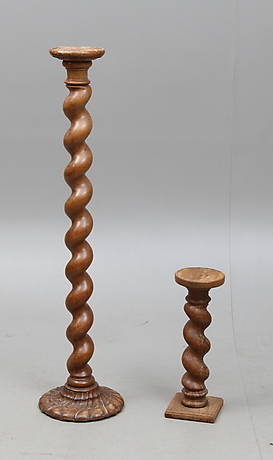 PIEDESTALER, 2 st, trä, 181900-tal.