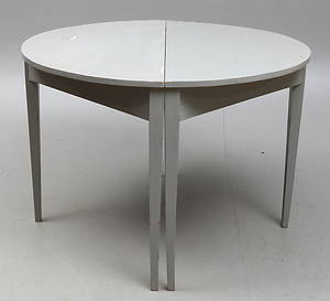 MÅNBORD, 1 par, omkring 1900.