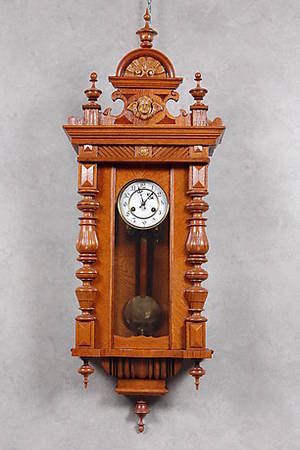 VÄGGUR, Junghans, 1900-talets början.