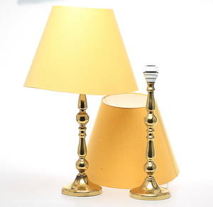 BORDSLAMPOR, ett par, gulmetall, 1900-talets andra hälft.