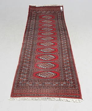 GALLERIMATTA, orientalisk, 270 x 82 cm.