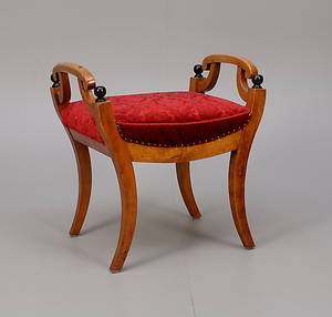 TABURETT, Karl Johan, 1800-tal.