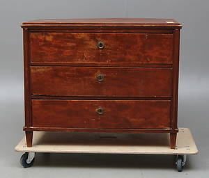 BYRÅ, sengustaviansk, 1800-talets första hälft.