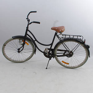 DAMCYKEL, svartmålad.