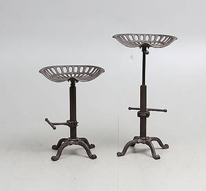 BARSTOLAR, ett par, metall, 2000-tal.
